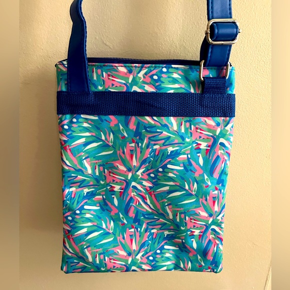 ๐ธ๐ธEUC Simply Southern Crossbody Bag ๐ธ๐ธ - Picture 3 of 3